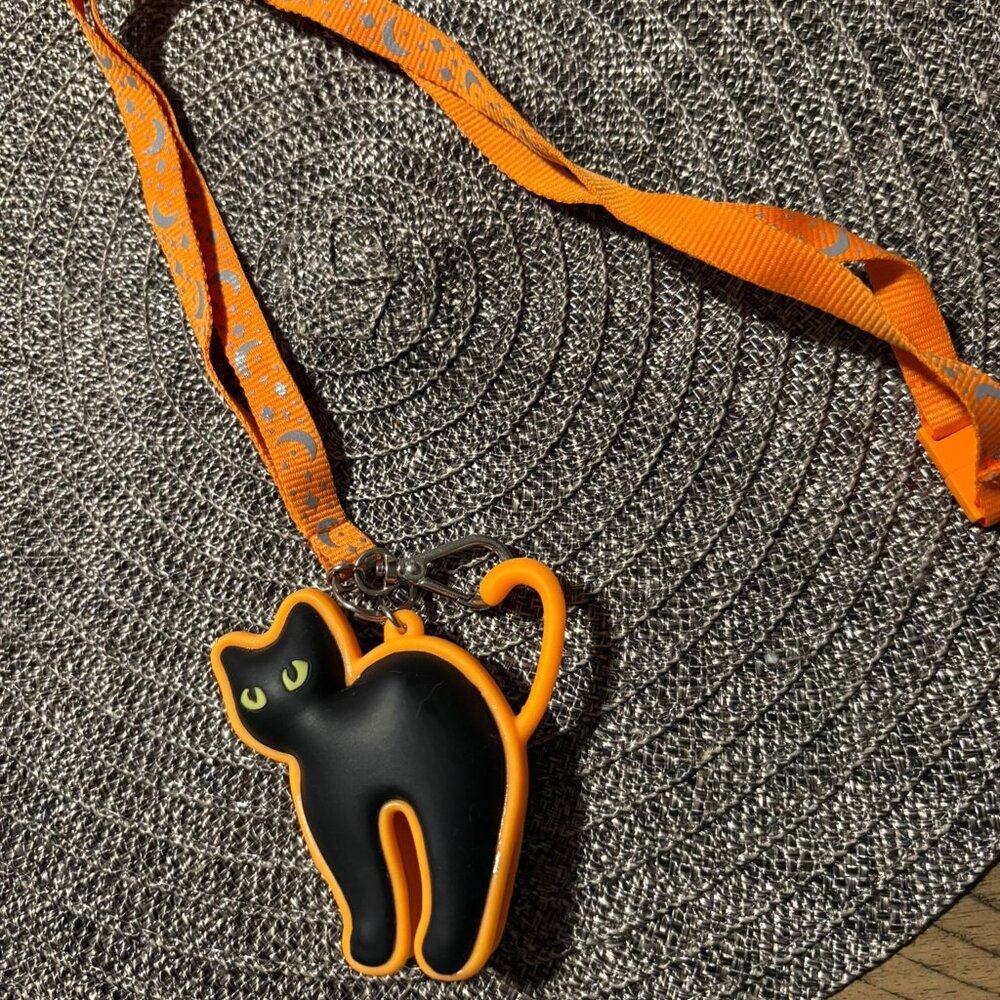 Bath & Body Work Pocketbac Antibacterial Holder Silicone Halloween Cat